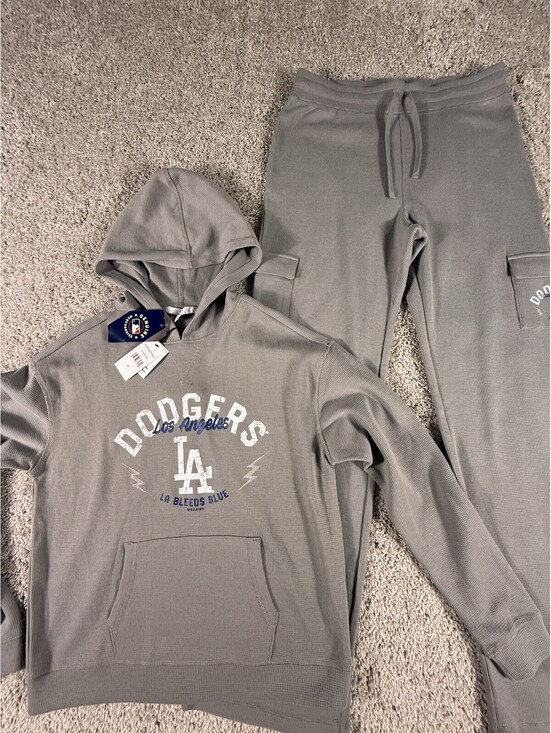Other - NWT L. A. Dodgers MLB Women’s 2 Piece Lounge Set By Erin Andrews Gray Size M